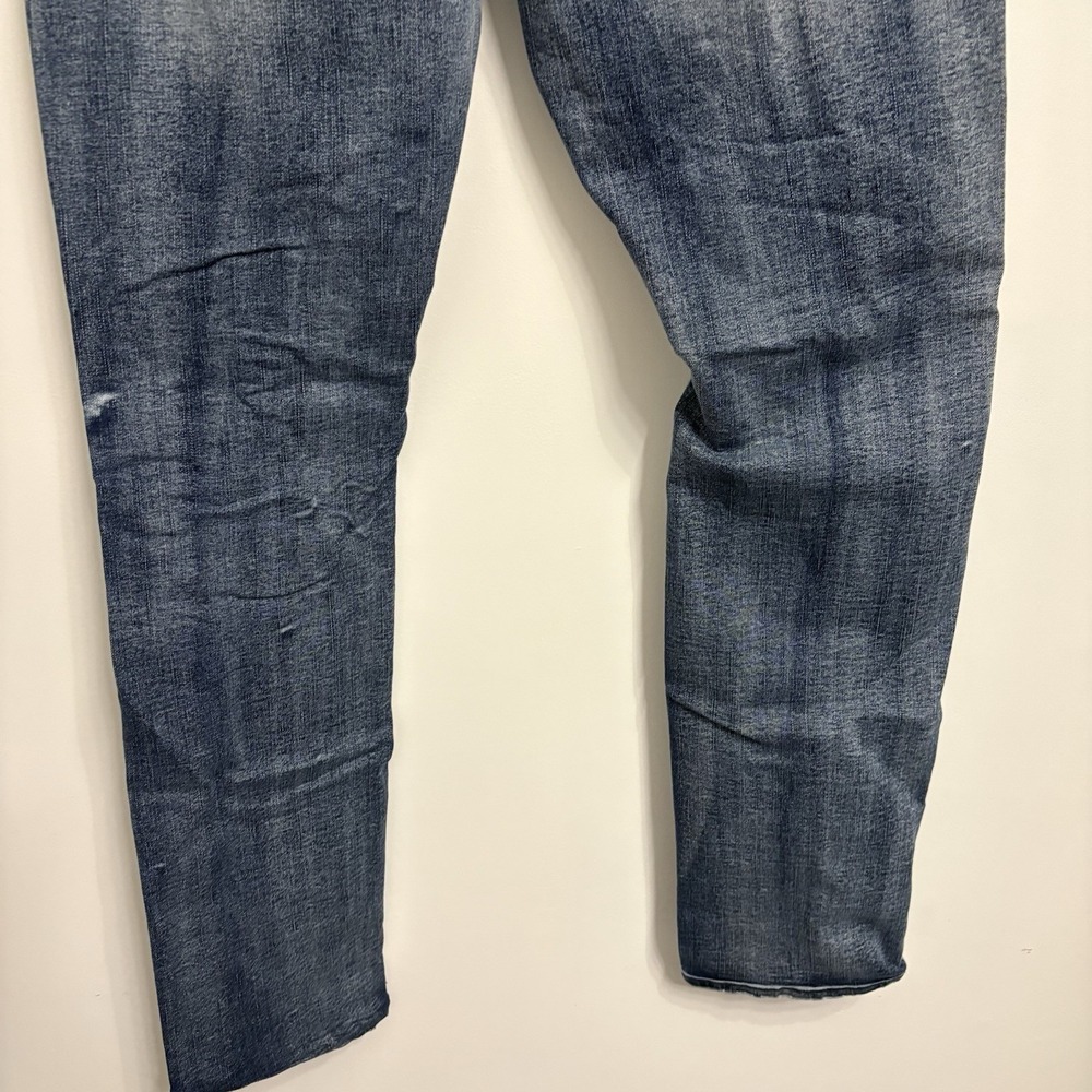 Rue21 Premium Men's 34X30 Jeans Blue Design Patch Distressed Skinny Fit Denim - Picture 10 of 13